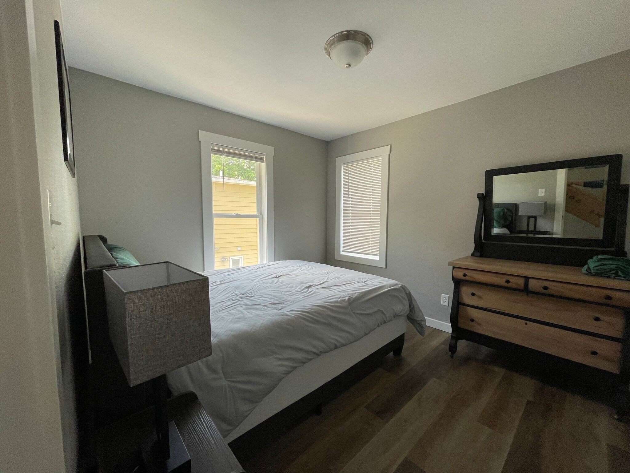 Building Photo - 601 Day St