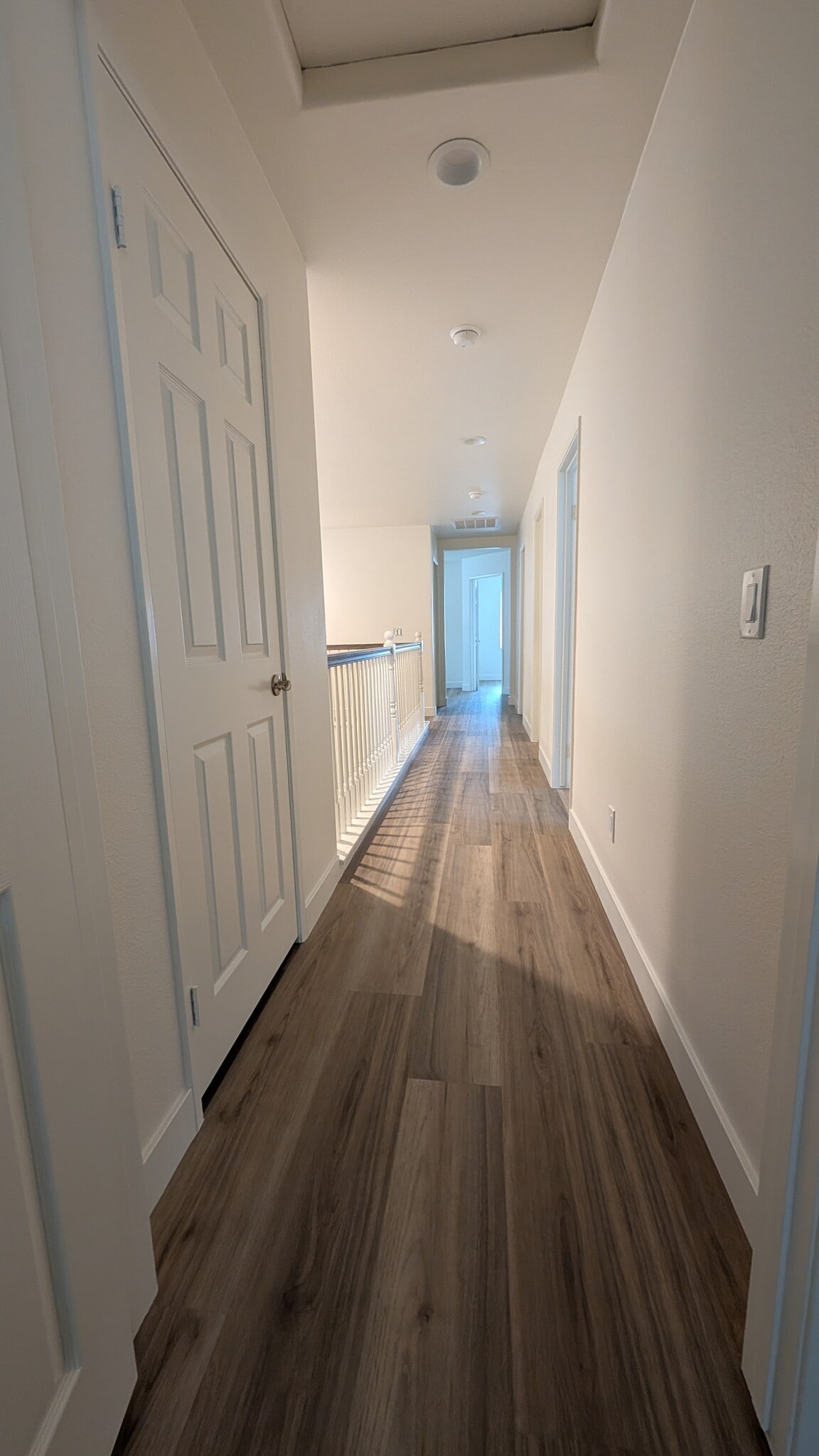 Building Photo - 9476 Questa Pointe