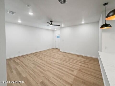 Building Photo - 5805 Urbana Pl