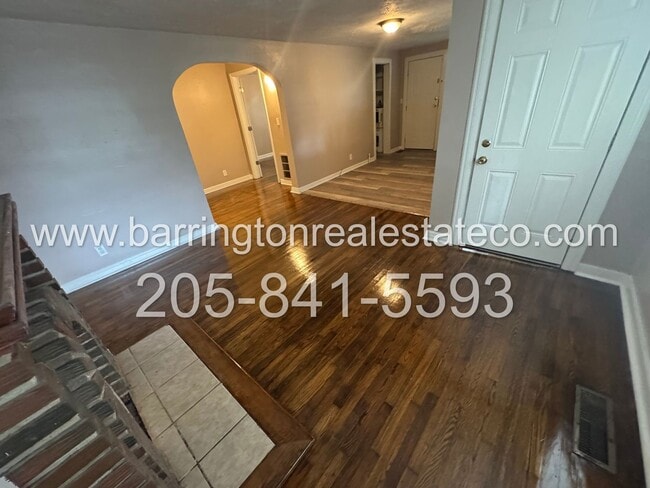 Building Photo - Hueytown