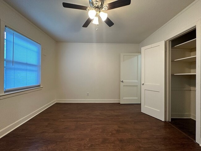 Building Photo - 3404 Blackburn St