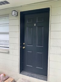 Building Photo - 609 N Stella Ave