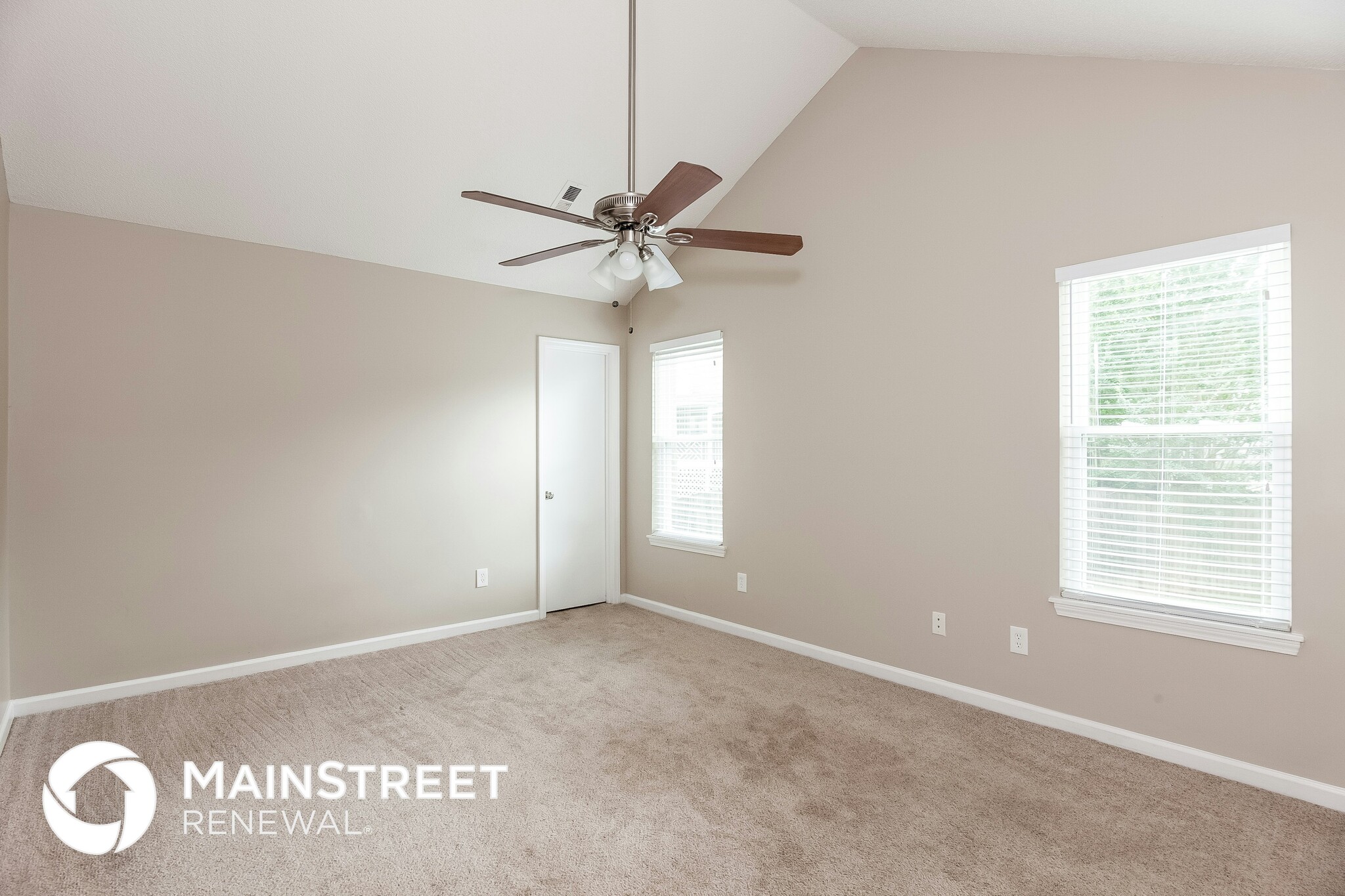 Building Photo - 8625 Flowers Ct