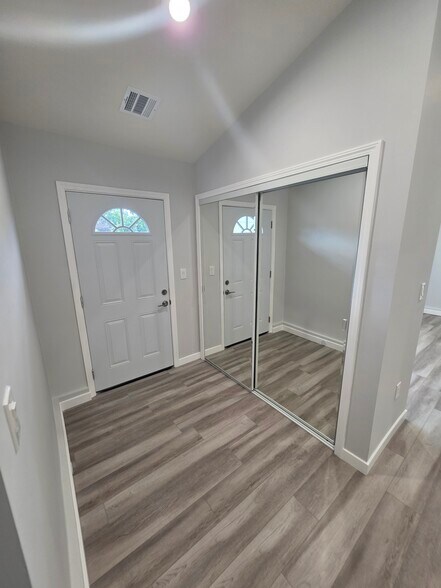 Building Photo - 18230 Chase St