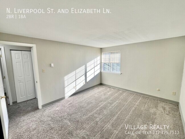 Building Photo - 75 N Liverpool St