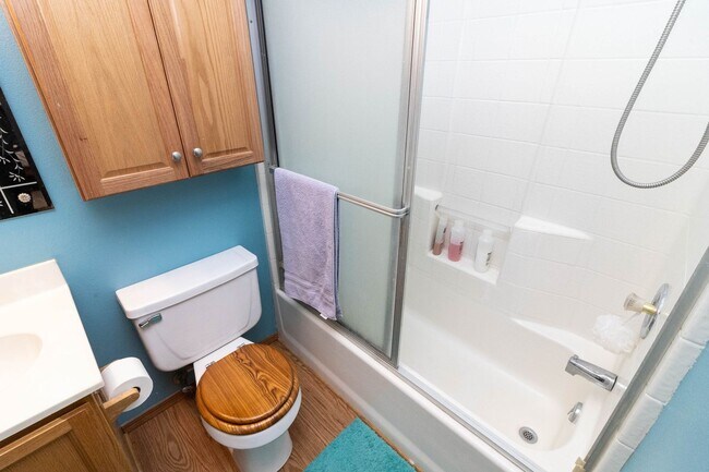 Building Photo - Sugarloaf Cutie