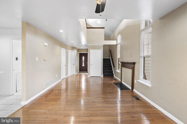 Building Photo - 2673 Jean Dr