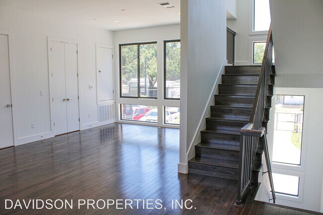 Building Photo - 3 br, 3.5 bath House - 318 W Grayson St #505