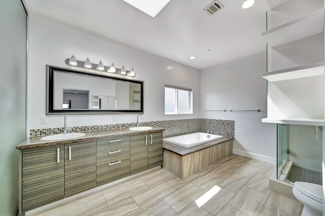 Building Photo - Modern 4-Bedroom Home in Prime West LA | Walkable, Spacious & Move-In Ready