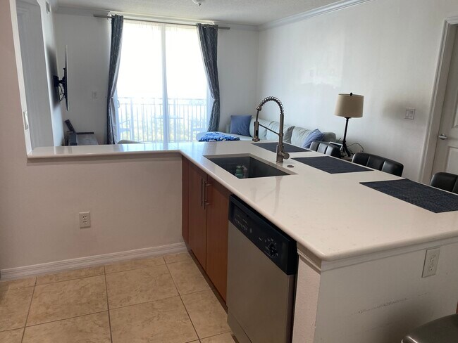 Building Photo - 600 S Dixie Hwy