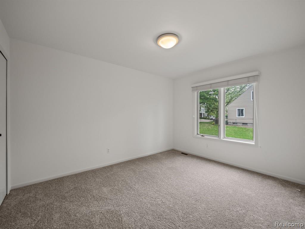 Building Photo - 1888 Webster St