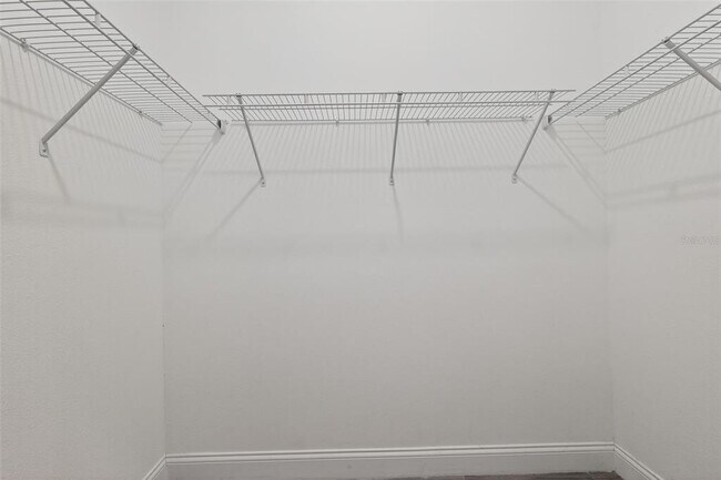 Building Photo - 717 Robin Ct