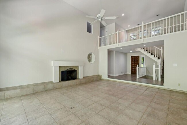 Building Photo - 110 Westchester Way