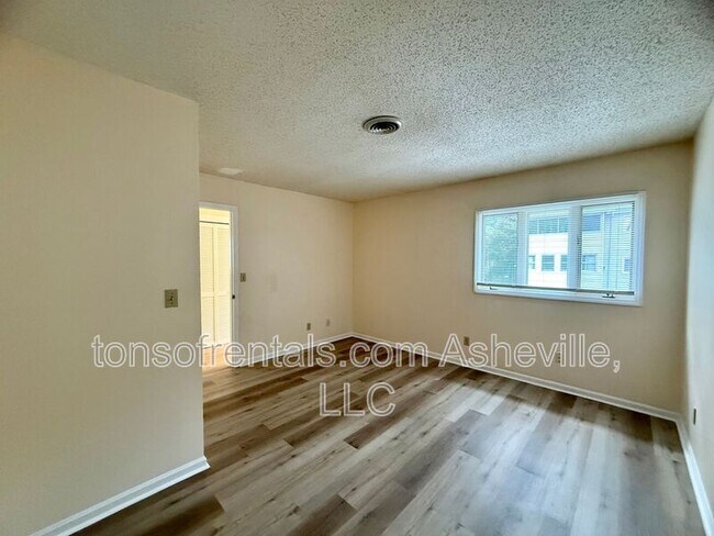 Building Photo - 181 N Britton Creek Ct