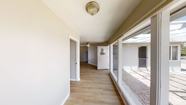 Building Photo - 5BD/3BA on Tipton!! Great Backyard w Patio!!