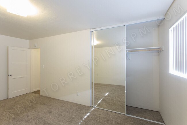 Building Photo - *OPEN HOUSE: 5/31 3-4PM*  3 Br House with ...