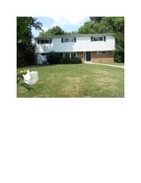 Building Photo - 9302 Woodcrest Rd
