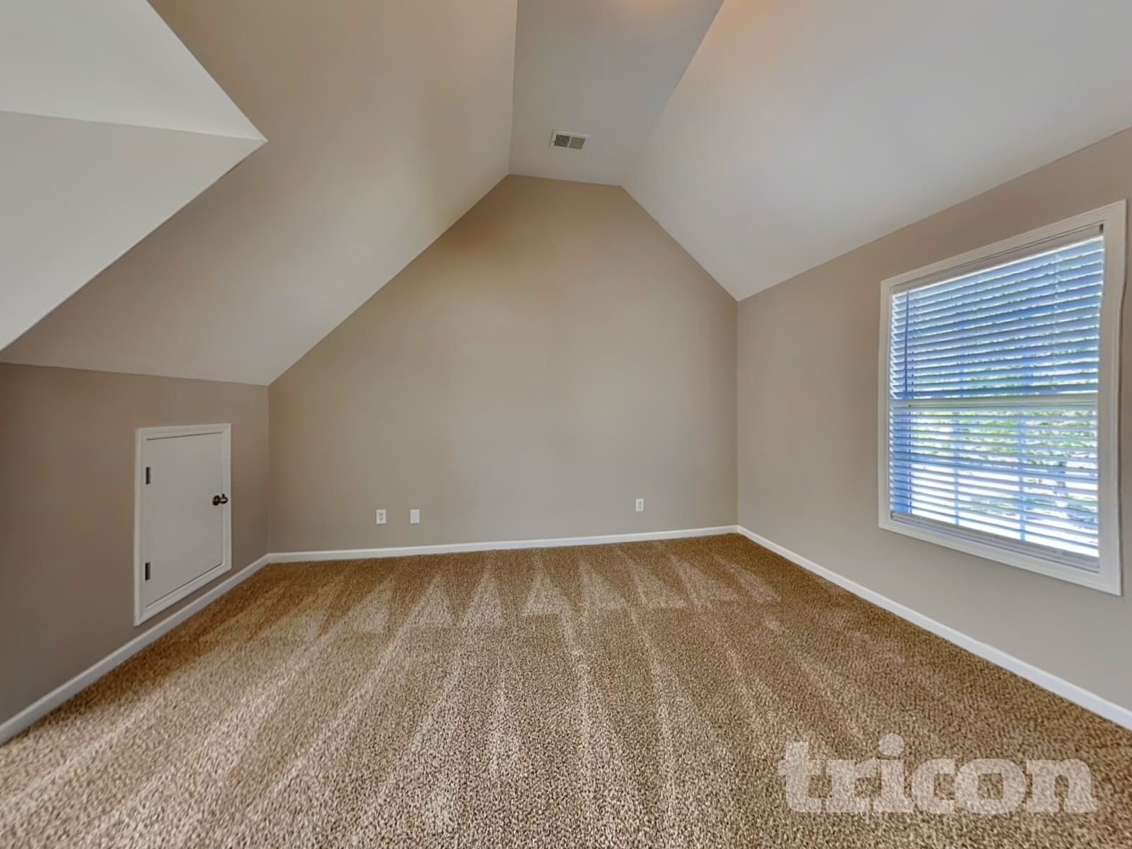 Building Photo - 800 Betsy Ross Trail