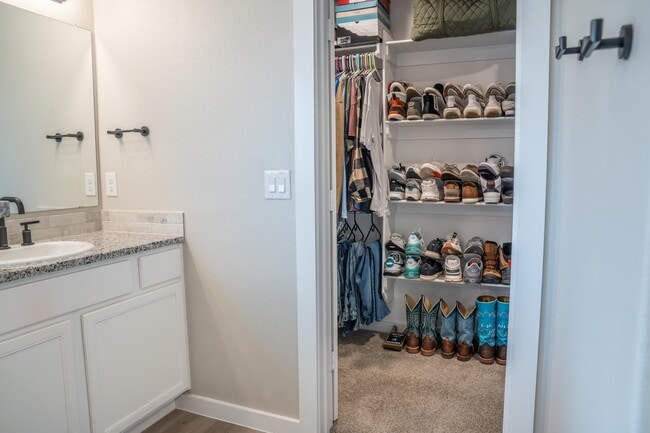 Building Photo - 6814 57th St