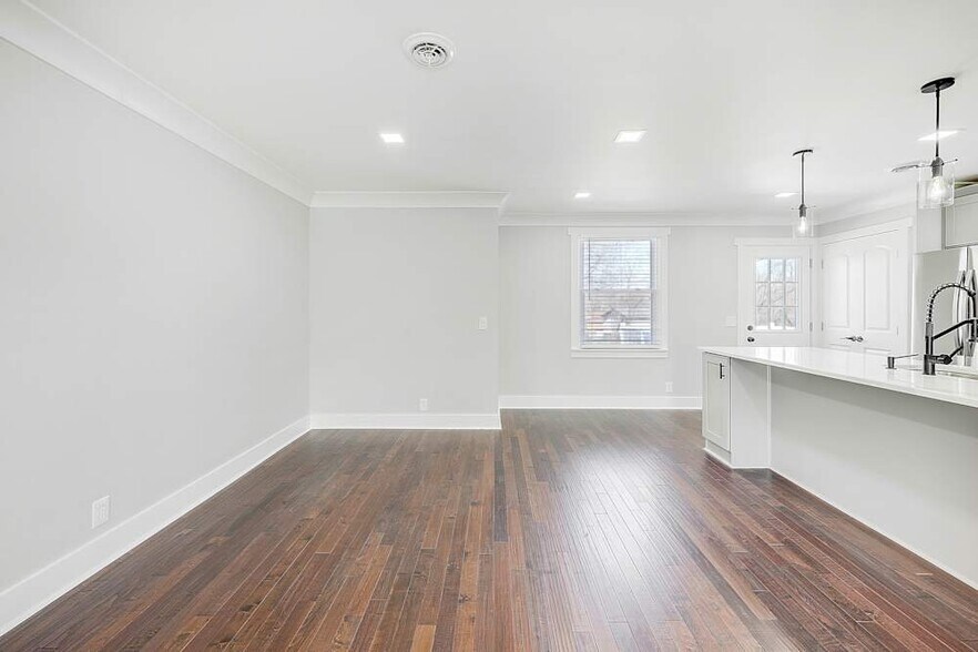 Building Photo - 5104 Parishwood Ct