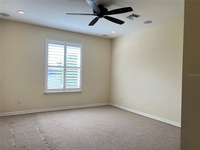 Building Photo - 5753 Hydrangea Cir