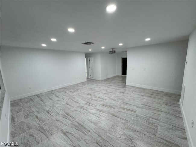 Building Photo - 1201 Betmar Blvd