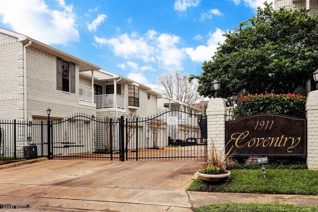 Building Photo - 1911 Bering Dr