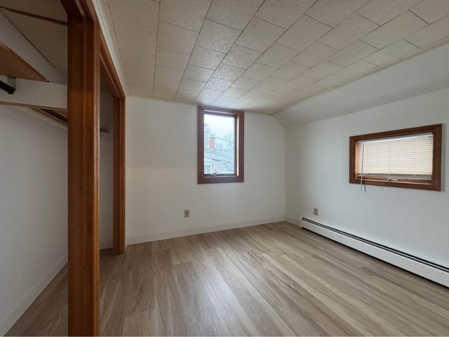 Building Photo - 73 High St