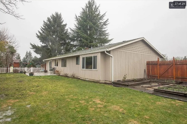 Building Photo - 7639 SW Aldrich Ct
