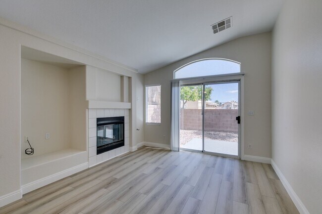 Building Photo - Newly Renovated 3-Bedroom Home in Summerlin