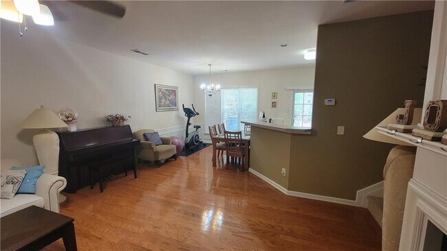 Building Photo - 3701 Postwaite Cir NW