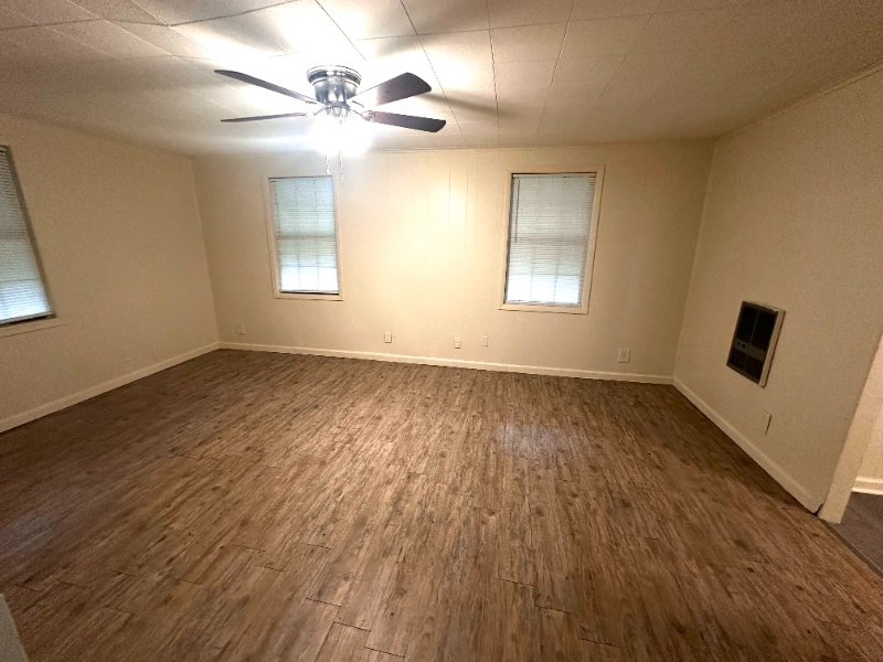 Building Photo - 3925 Camilla Dr