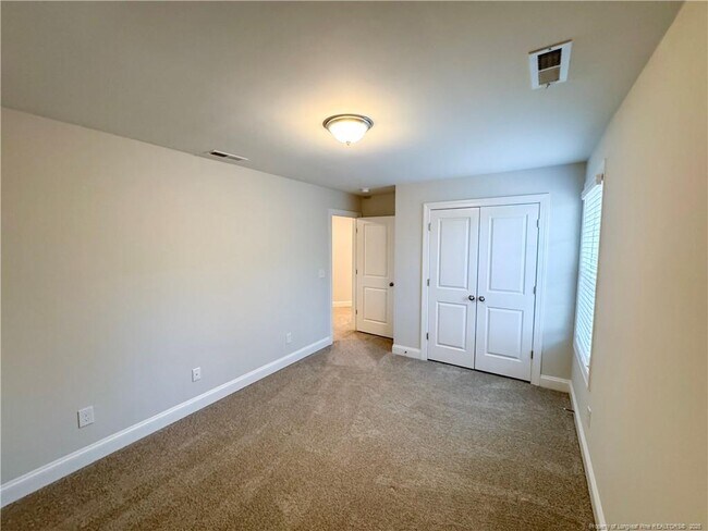 Building Photo - 227 Bow Cmn Wy