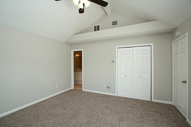 Building Photo - 23315 Montague Dr