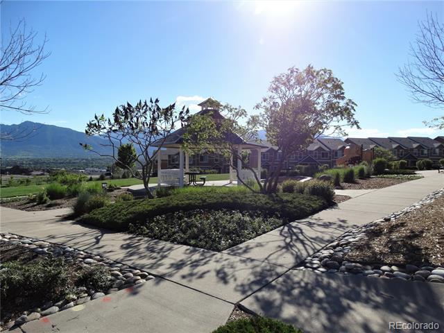 Building Photo - 2119 Falkirk Dr
