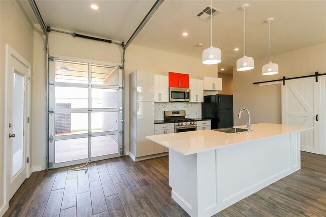 Building Photo - 11346 Paradise Out Ln