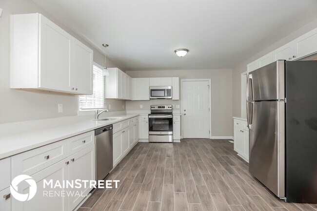 Building Photo - 1200 Castlegate Dr