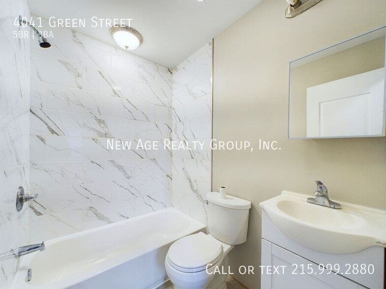 Building Photo - 4041 Green St