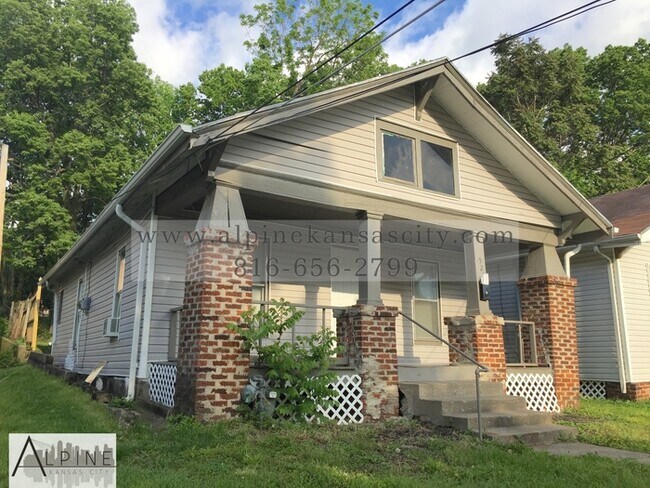 Primary Photo - Independence Bungalow Available Now