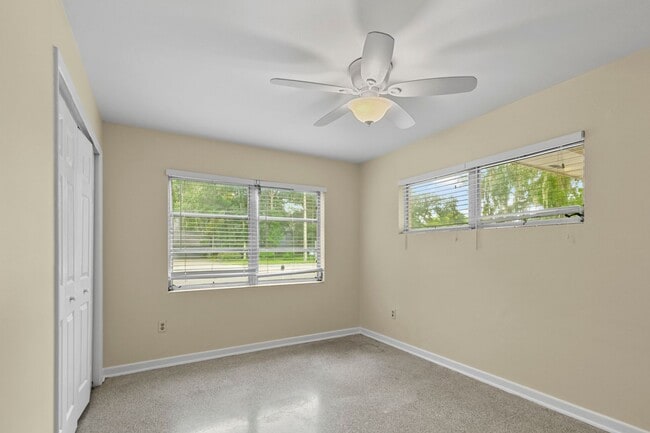 Building Photo - Affordable Remodeled Home near UF Campus