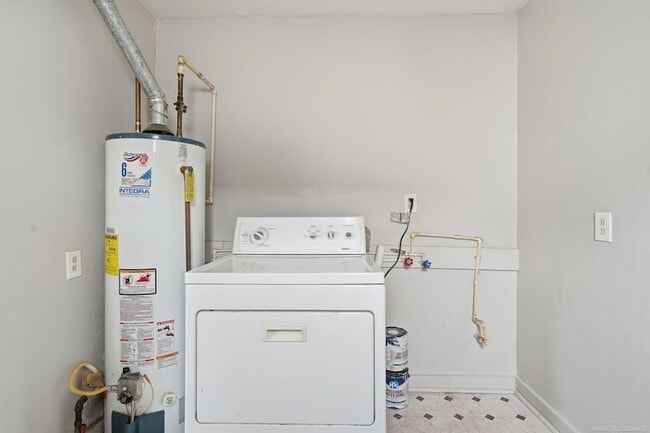 Building Photo - 925 Leland St