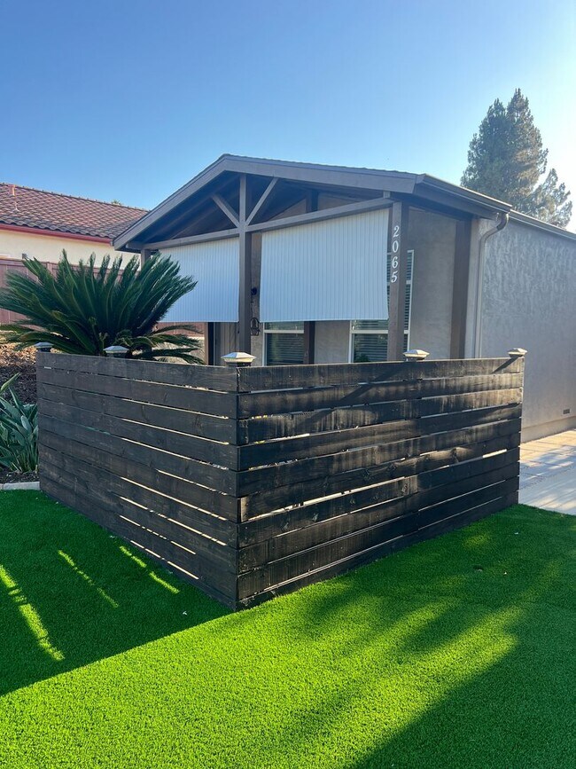 Building Photo - Modern 2-Bed, 2-Bath ADU for Rent – in Upscale Neighborhood