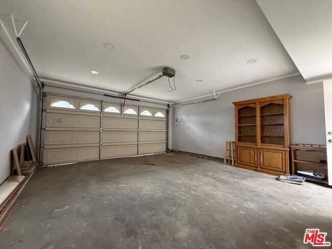 Building Photo - 15133 Blackhawk St