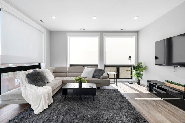 Building Photo - 1606 S Ashland Ave