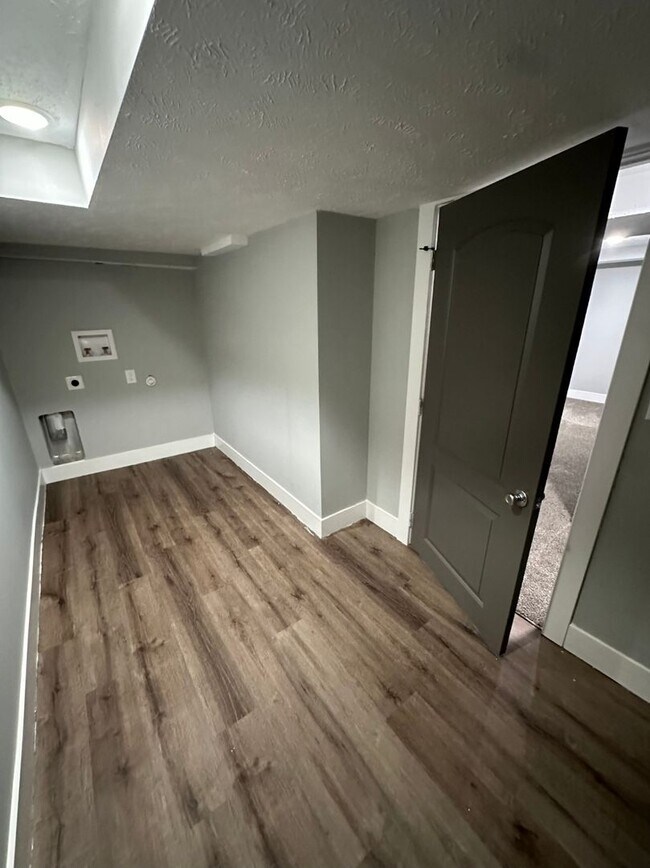 Building Photo - Four Bedroom Home Available Now!