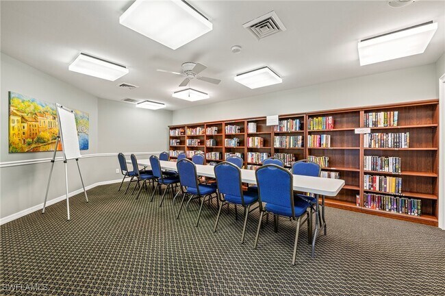 Building Photo - 6687 Huntley Ln S