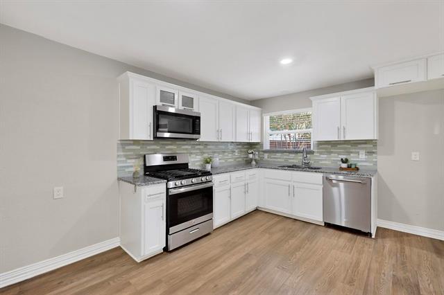 Building Photo - 2949 Hollandale Ln