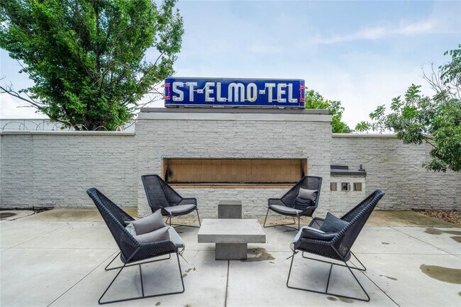 Building Photo - 4361 S Congress Ave