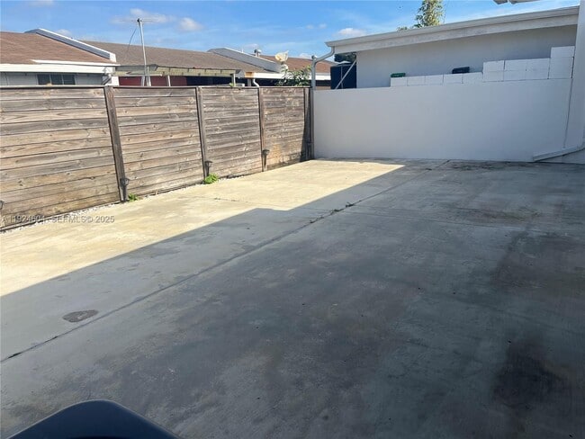 Building Photo - 13007 SW 50th Ln