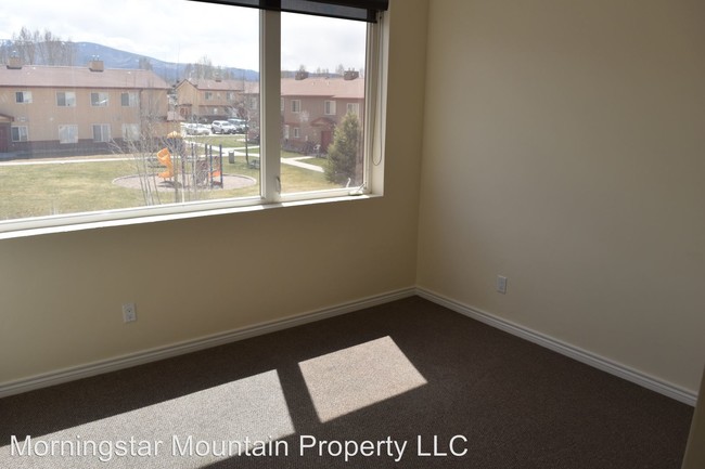 Building Photo - 2 br, 2 bath Apartment - 500 Red Table Dr